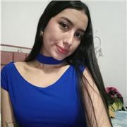 Profesora de apoyo especializada en clases para niños de inglés de manera presencial